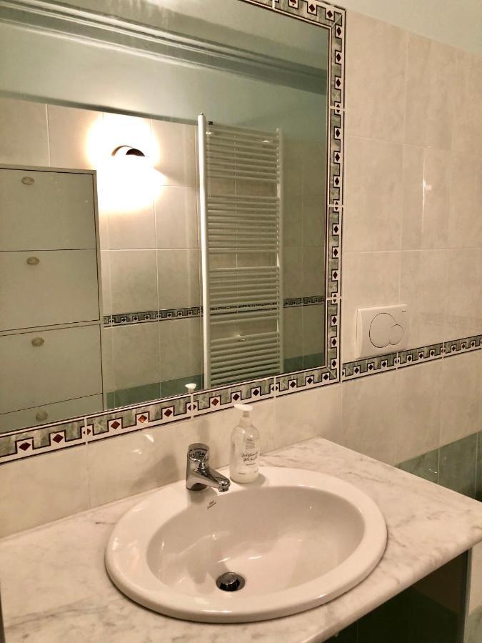 Camera Matrimoniale Privata Con Bagno Interno Vercelli Exteriör bild